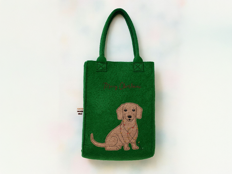 Dackel mit Lichterkette - doodle Stickdatei